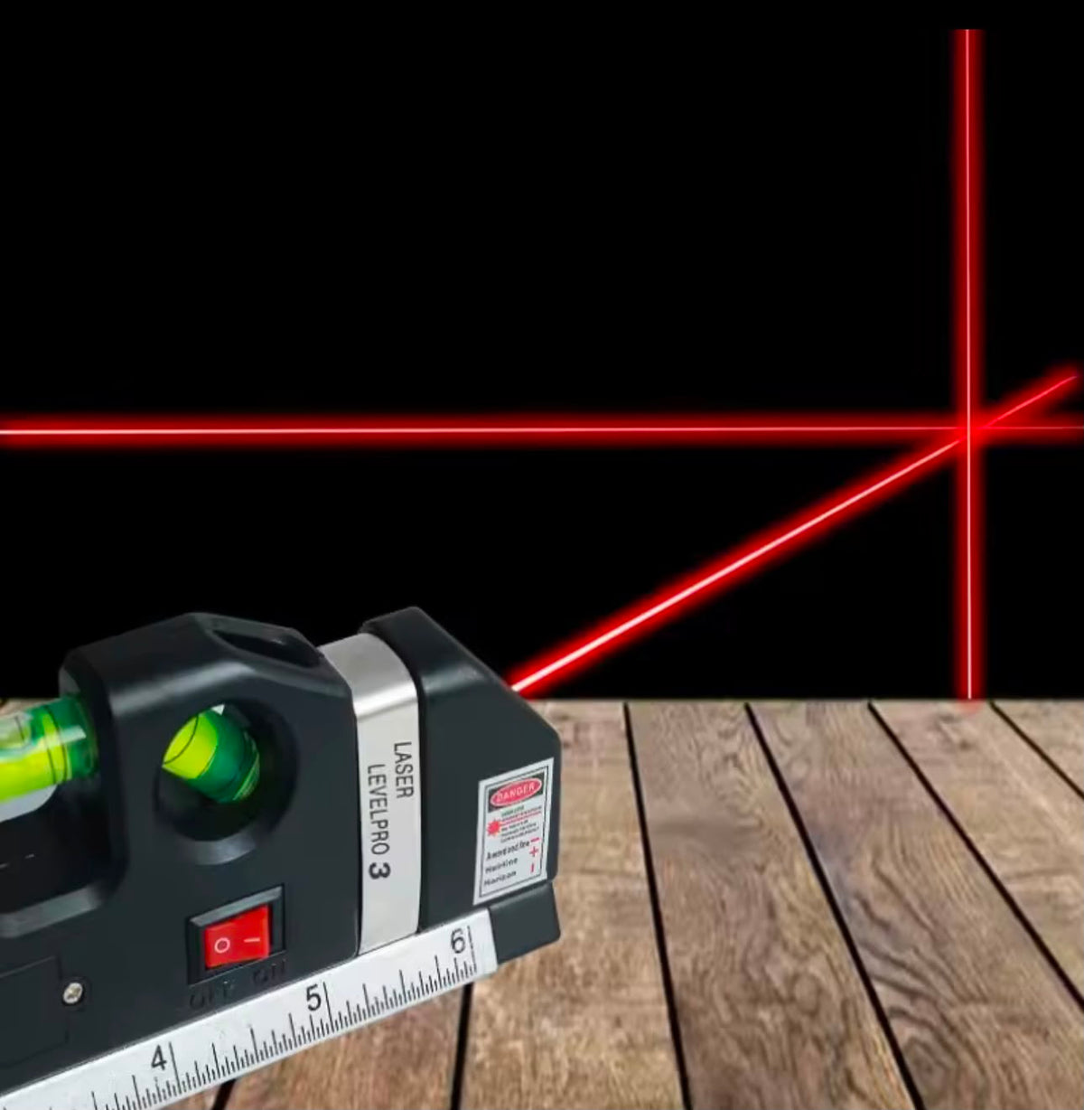NIVEL LÁSER MULTIUSOS 3 EN 1 CON CINTA MÉTRICA